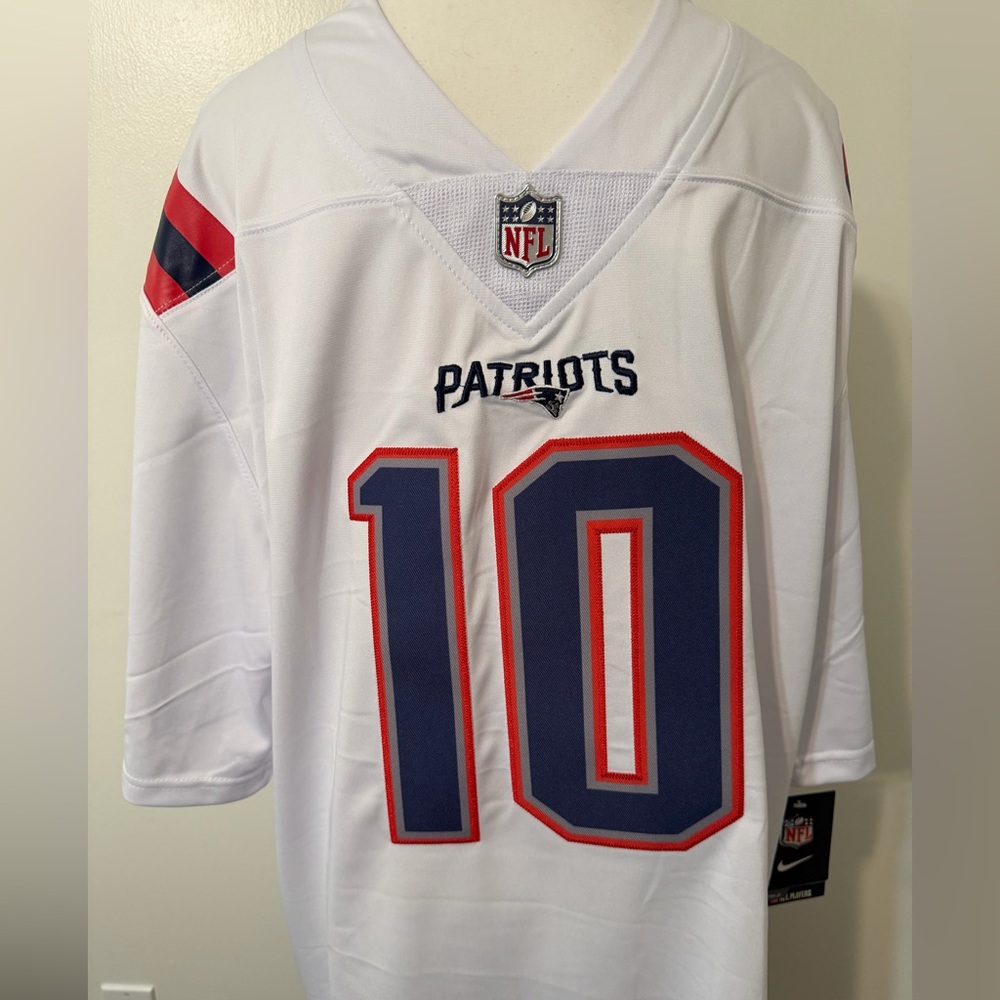 New England Patriots Football Jersey MSRP $165 - Picture 2 of 4